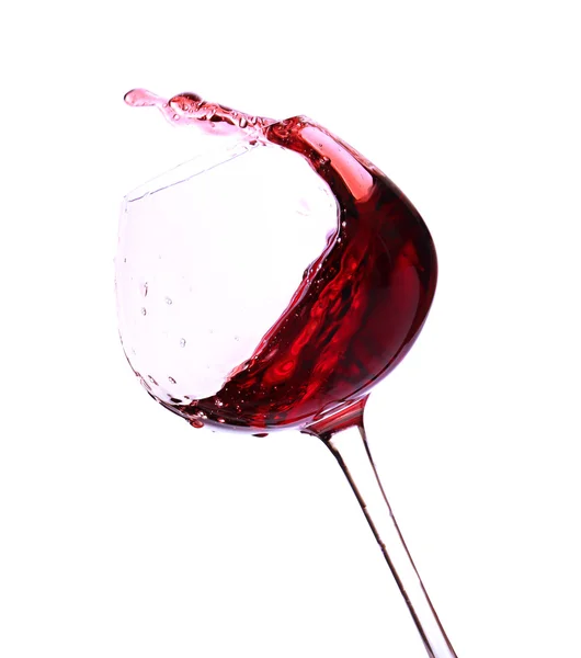 Beyaz izole kırmızı şarap bardağı — Stok fotoğraf