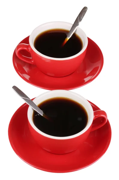 Een rode kopjes sterke koffie geïsoleerd op wit — Stockfoto