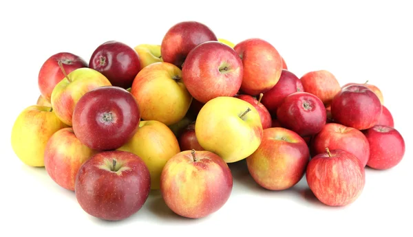 Соковиті яблука ізольовані на білому — стокове фото