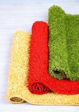Farklı renklere yakın çekim birçok halı
