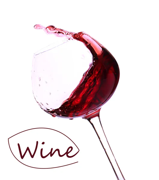 Винное стекло с красным вином, изолированные на белом — стоковое фото