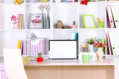 İşyeri dizüstü bilgisayar, yakın çekim