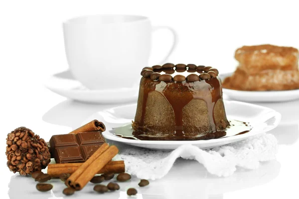 Yummy chocolate cake close-up — Stock Photo, Image