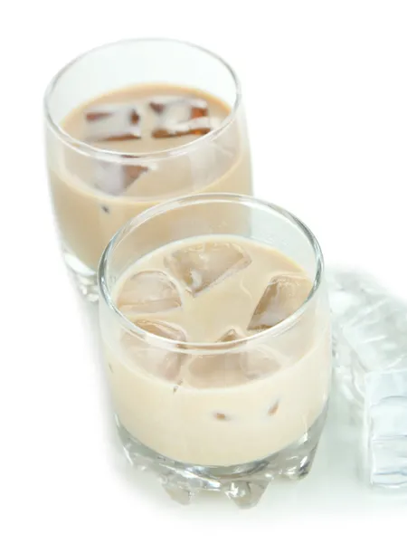 Baileys liqueur in glasses isolated on white — Stock Photo, Image