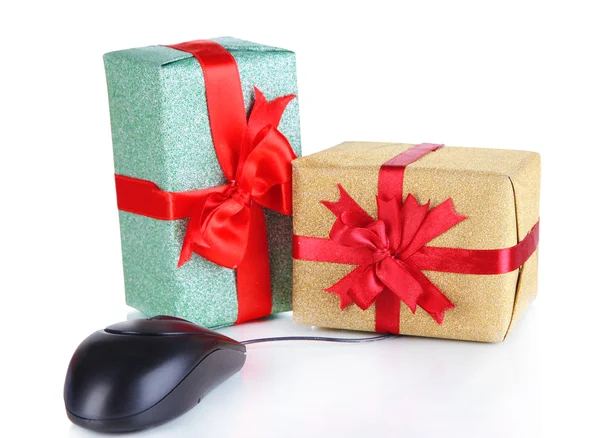 Gifts and computer mouse isolated on white — Stock Photo, Image