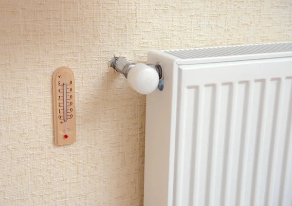 Heating radiator — Stock Photo, Image