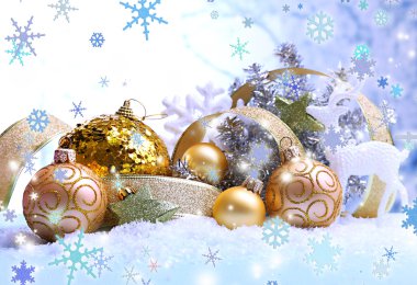 açık renkli üzerinde Noel süsleri