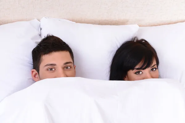 sochli mushuklari bolgan qizlar