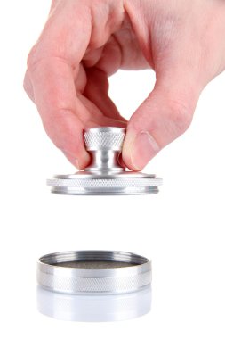 metal pul, üzerinde beyaz izole el