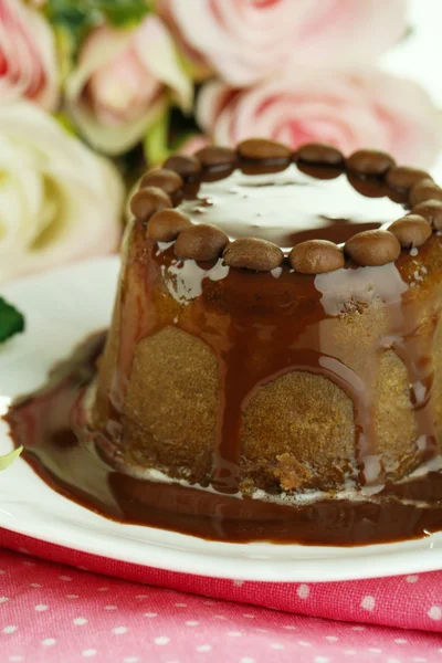 Gâteau au chocolat délicieux gros plan — Photo