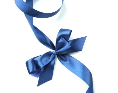 renk hediye saten şerit yay, üzerinde beyaz izole