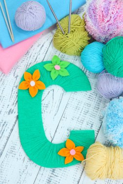 örgü Elişi alfabesinde bir harf yakın çekim