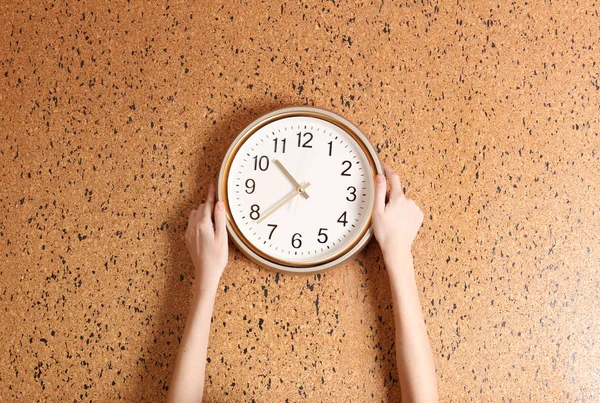 Clock on wall background — Stock Photo, Image