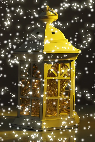 Lanterna luminosa decorativa di notte — Foto Stock