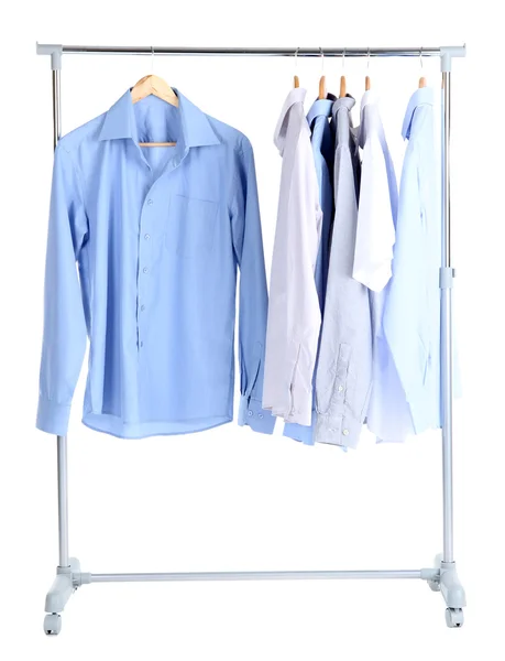 Vêtements de bureau pour hommes sur cintres, isolés sur blanc — Photo
