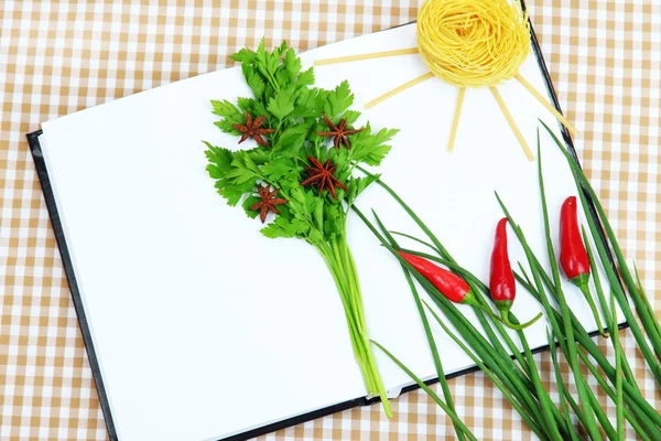 Conceito de cozinha. Mercearia com livro de receitas vazio close up — Fotografia de Stock