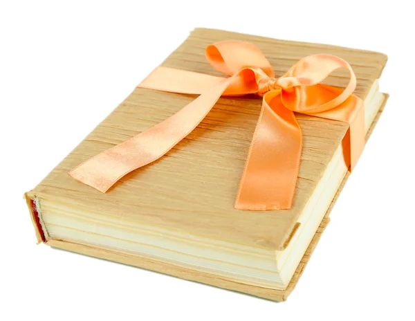 Kniha zabalené s color ribbon, izolované na bílém — Stock fotografie