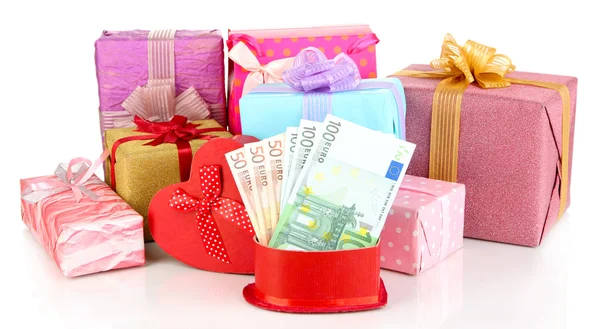 Geschenkboxen mit Geld isoliert auf weiß — Stockfoto