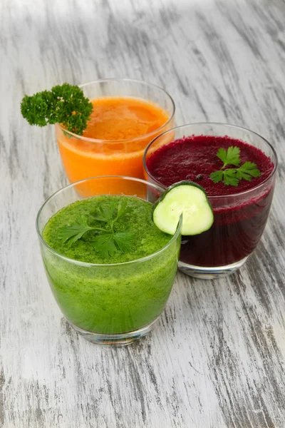 Fresh vegetable juices on table close-up — Stock Photo, Image