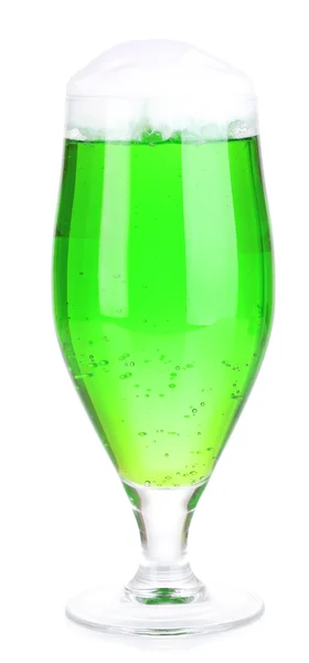 Verre de bière verte pour St Patricks jour isolé sur blanc — Photo