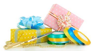 hediye tatil hediye üzerinde beyaz izole kaydırma bantları