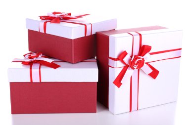 güzel hediye kutuları üzerinde beyaz izole