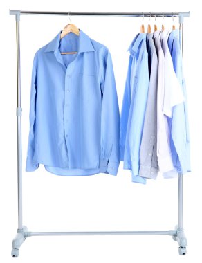 Office erkek giyim askıları, üzerinde beyaz izole üzerinde