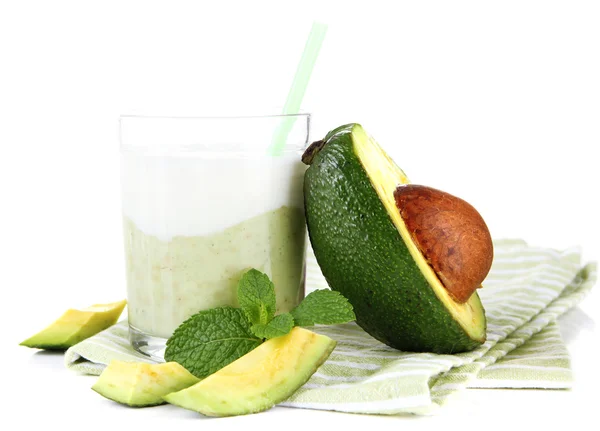 Frullato di avocado fresco isolato su bianco — Foto Stock