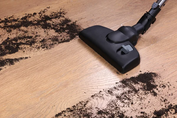 Vacuuming floor in house — Stock Photo, Image