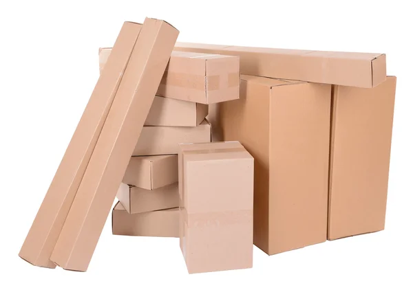 Caixas de papelão diferentes isoladas em branco — Fotografia de Stock