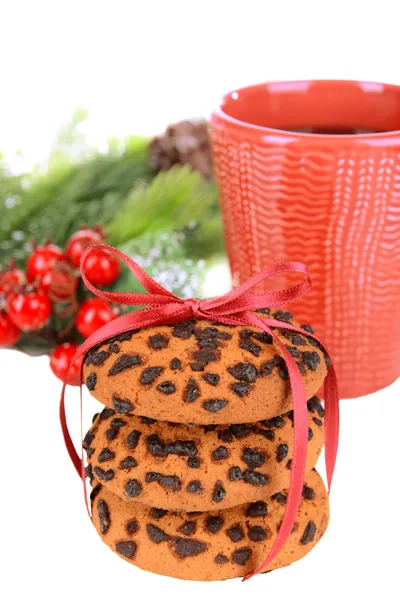 Biscoitos doces com xícara de chá na mesa close-up — Fotografia de Stock