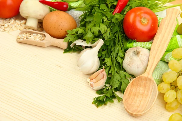 Koken concept. boodschappen op houten tafel — Stockfoto