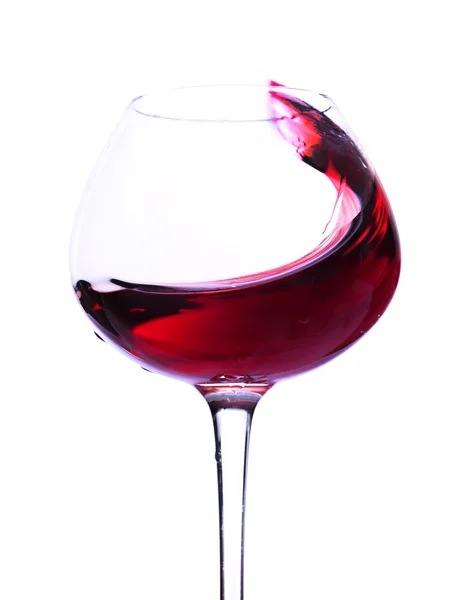 Weinglas mit Rotwein, isoliert auf weiß — Stockfoto