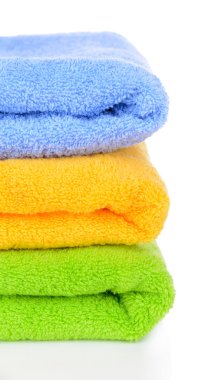 parlak havlu üzerinde beyaz izole