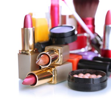 yeni makyaj seti üzerinde beyaz izole