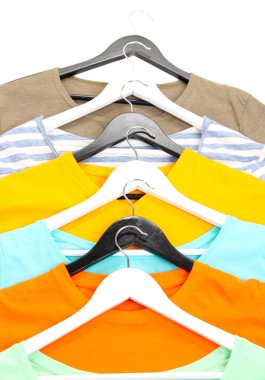 t-shirt üzerine beyaz izole askıları