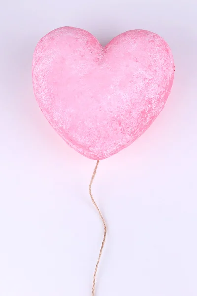 Διακοσμητικό ροζ καρδιά, που απομονώνονται σε λευκό — Φωτογραφία Αρχείου
