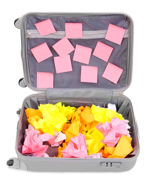 Öppna resväska med papper klistermärken isolerad på vit — Stockfoto