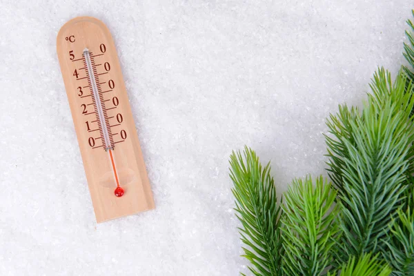 Thermometer in snow close-up — Stock Photo, Image