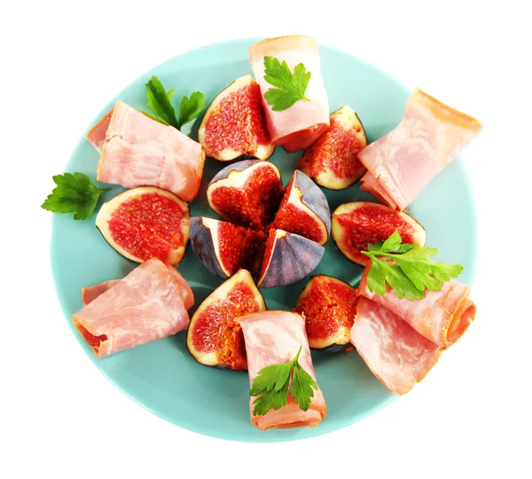 Smakelijke vijgen met ham, geïsoleerd op wit — Stockfoto