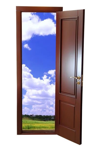 Pola widzenia przez otwarte drzwi na białym tle — Zdjęcie stockowe