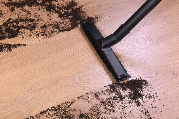 Vacuuming floor in house — Stock Photo, Image