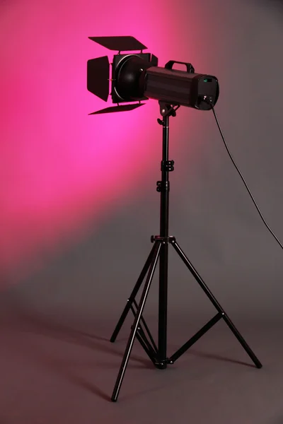 Studio lighting on grey background close-up — Stock Photo, Image