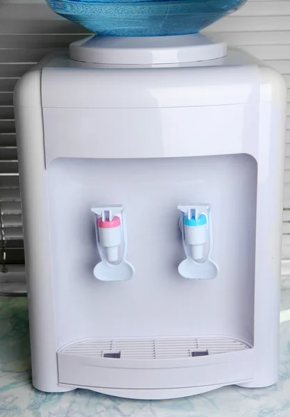 Refrigerador de água close-up — Fotografia de Stock