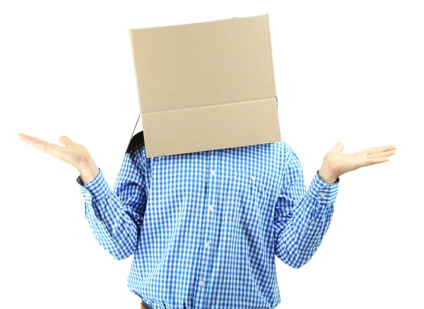 Uomo con scatola di cartone sulla testa isolato su bianco — Foto Stock