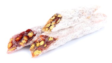 beyaz izole lezzetli oryantal tatlılar (Türk lokumu)