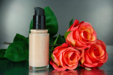 Vakıf krem koyu arka plan üzerinde