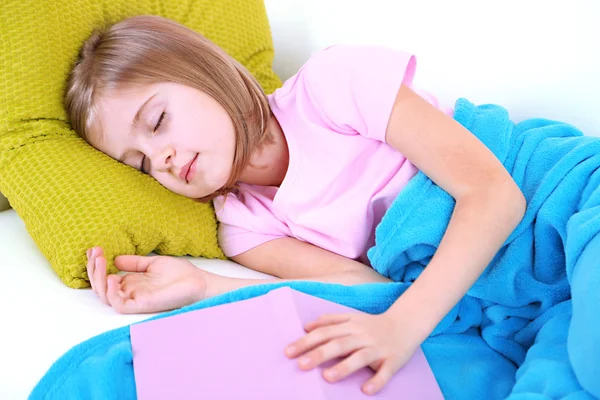 Little girl sleeping on sofa close up — Stock Photo, Image