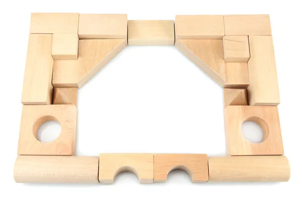 Blocos de brinquedo de madeira isolados em branco — Fotografia de Stock