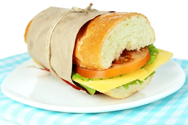 孤立在白色的新鲜和美味三明治 — 图库照片